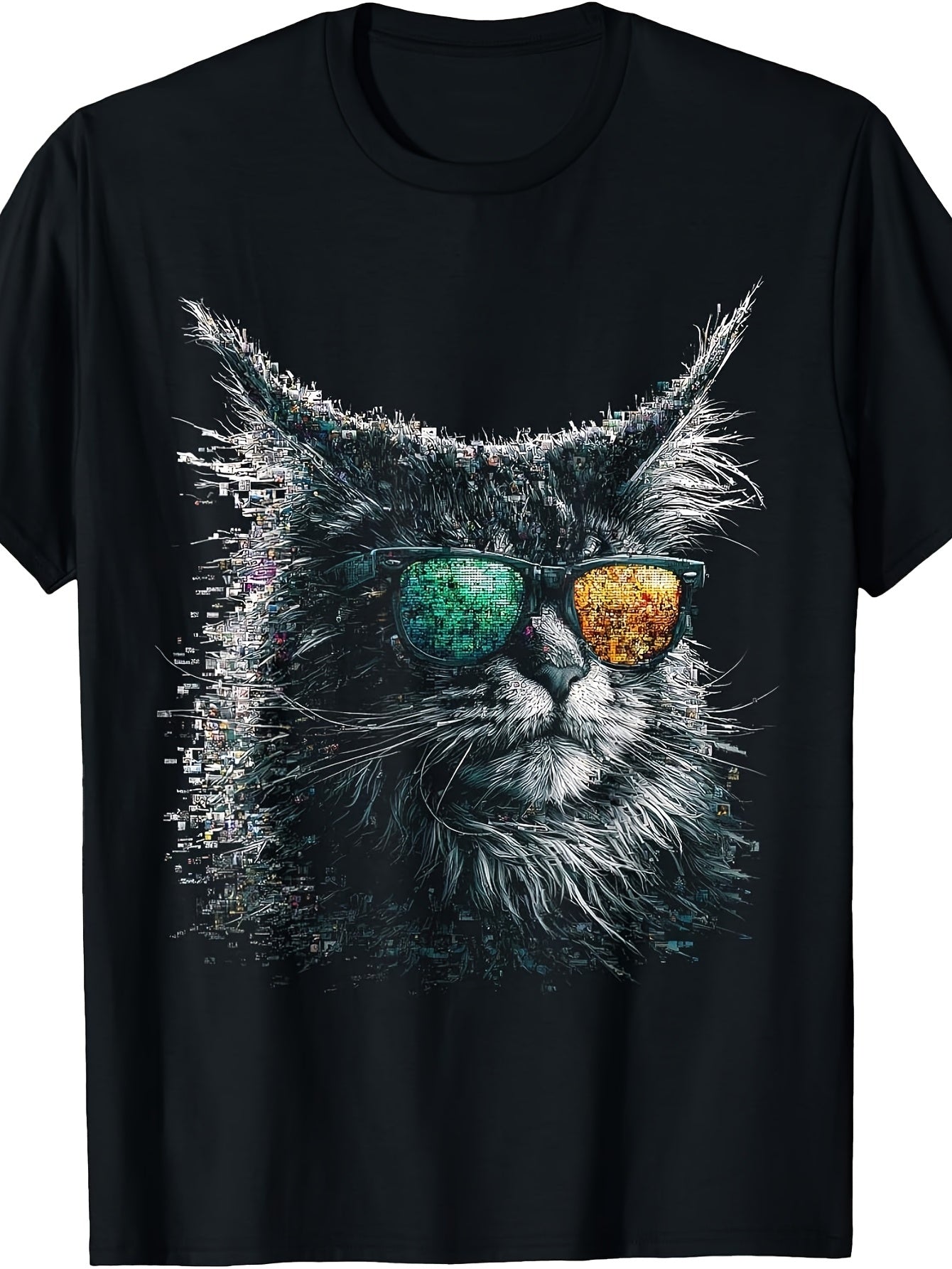 Sunglasses Motif Maine Coon Cat Lover T-Shirt